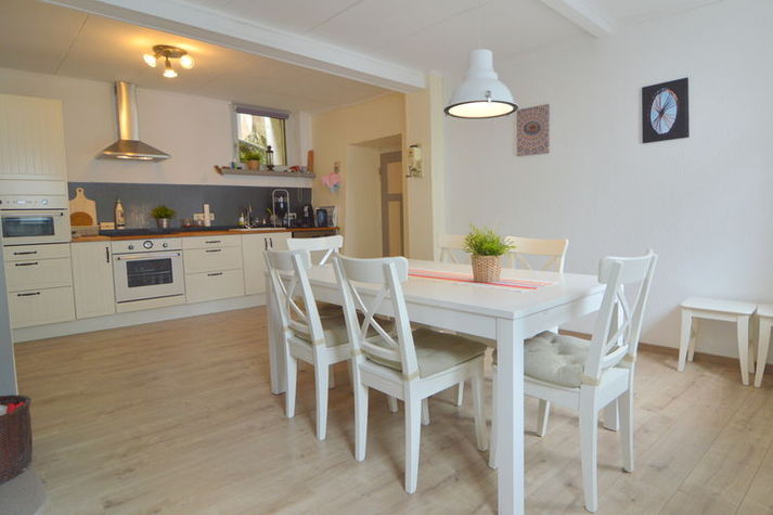 DiningRoom