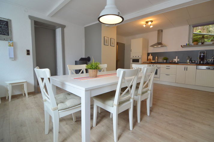 DiningRoom