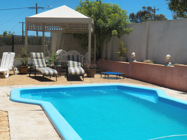 Large POOL