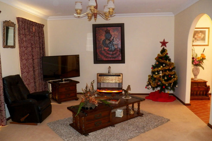 HUGE LOUNGE WITH ALL the COMFORTS