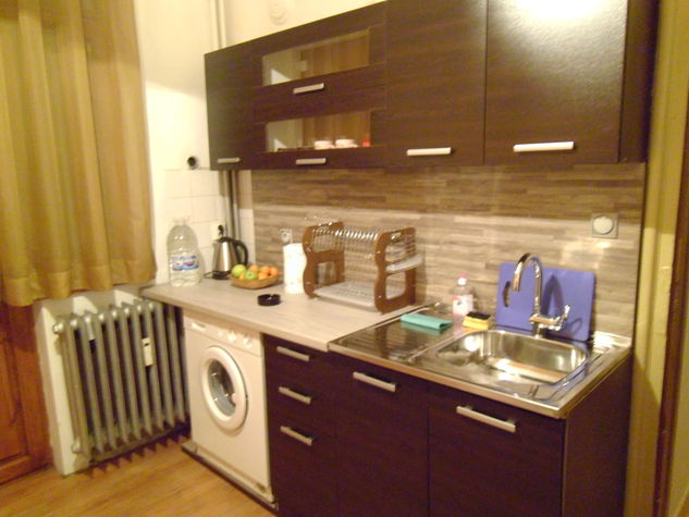 Kitchen 3
