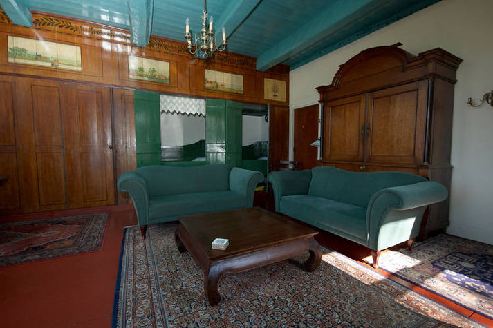 LivingRoom