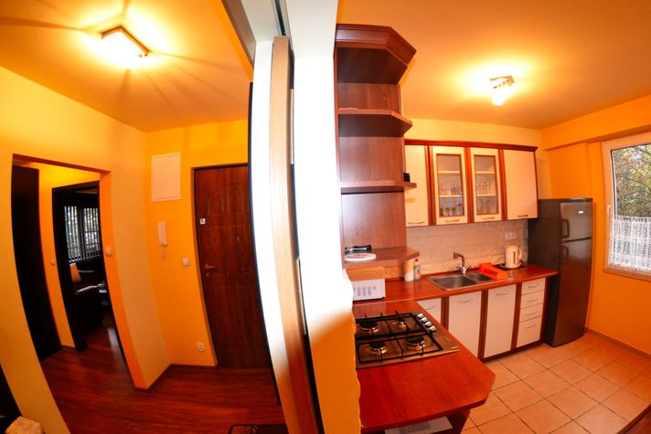 Antechamber & Kitchen