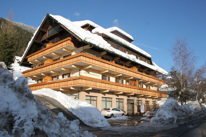 ExteriorWinter