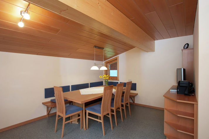 DiningRoom