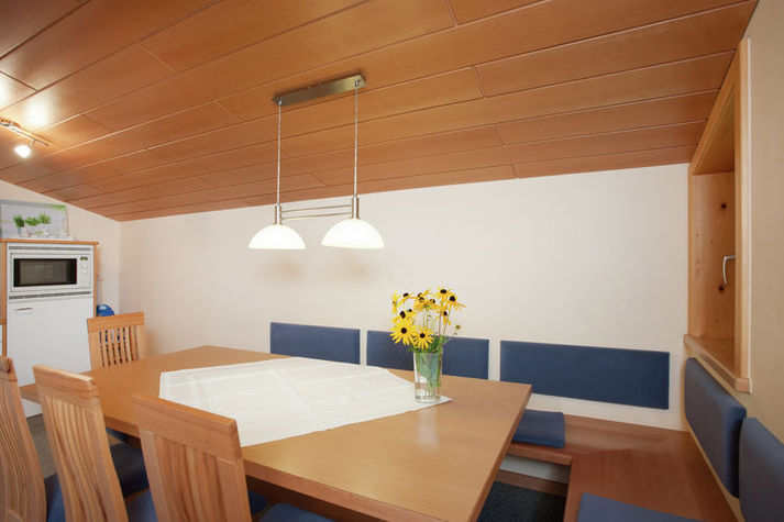 DiningRoom