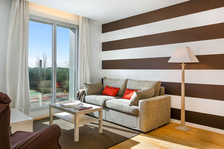 Large Living Room with Views to the Park