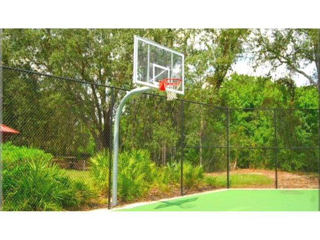 Basketball Court / Cancha de Basket - ComprandoViajes