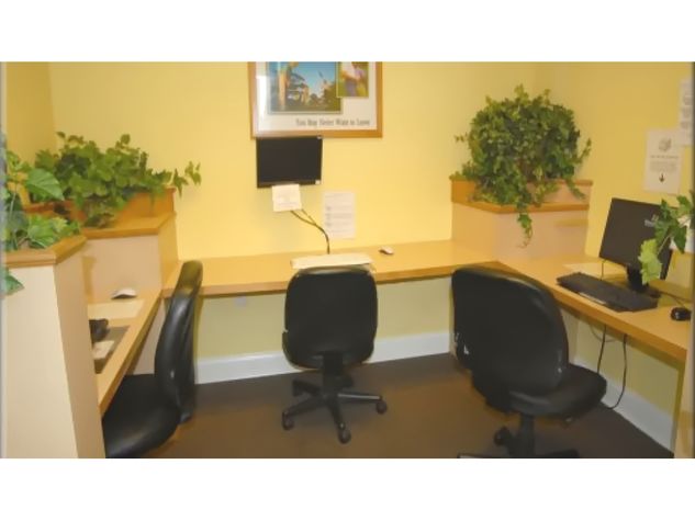 Internet Room / Sala de Internet - ComprandoViajes