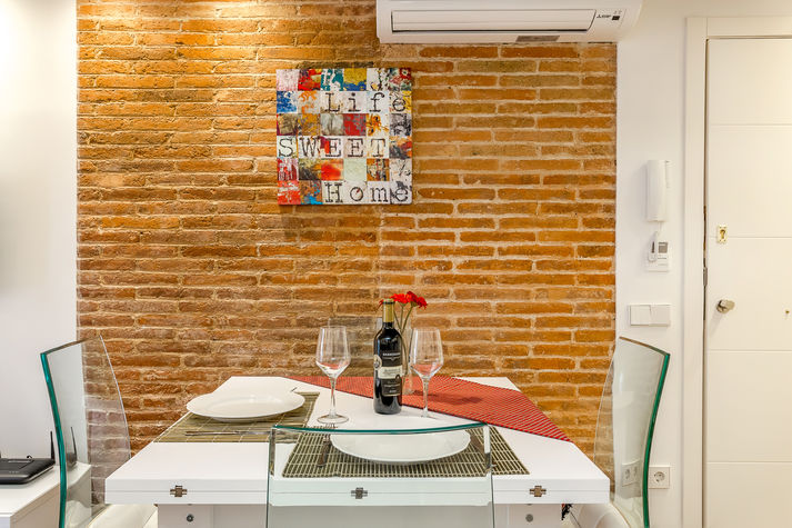 Dining Table for 6 Pax