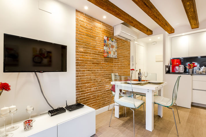 TV Sat and Free Wifi