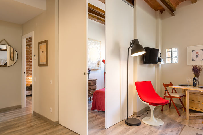 2nd bedroom with sliding doors on the living room