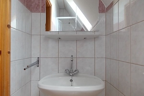PoolOfHouse