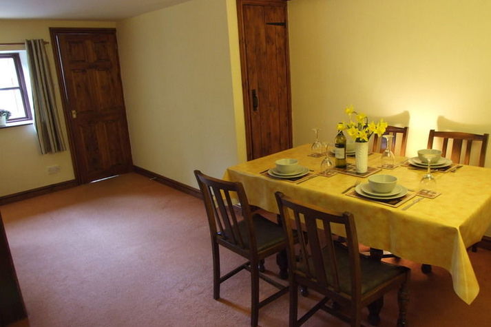 DiningRoom