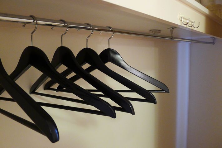 Wardrobe ...