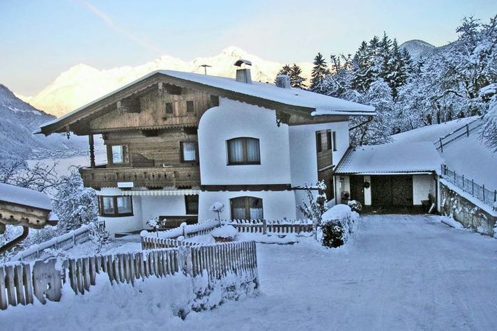 ExteriorWinter