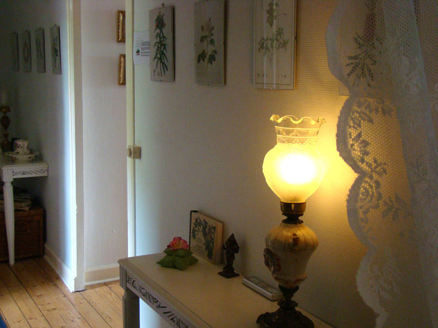 The corridor on the second floor