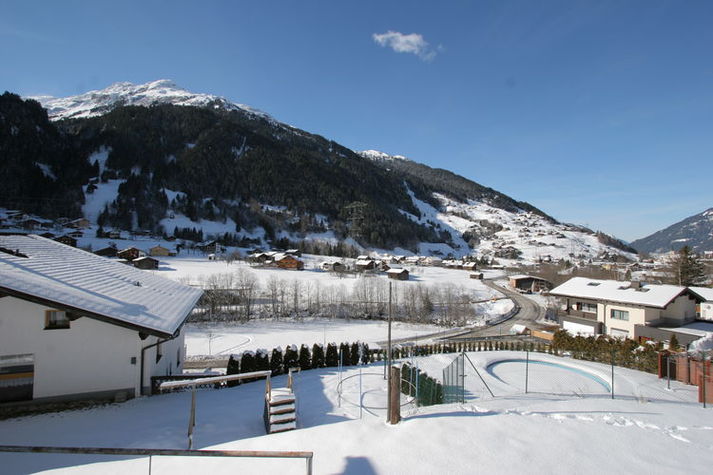 ExteriorWinter