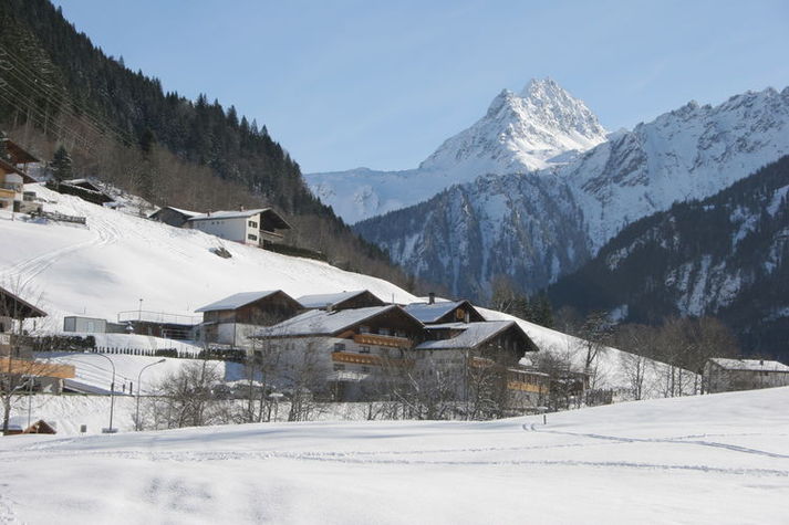 ExteriorWinter