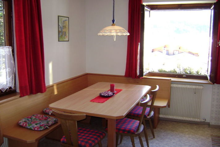 DiningRoom