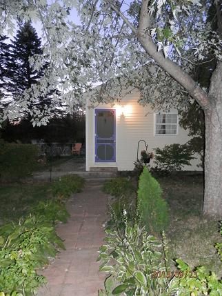 Bungalow Evening