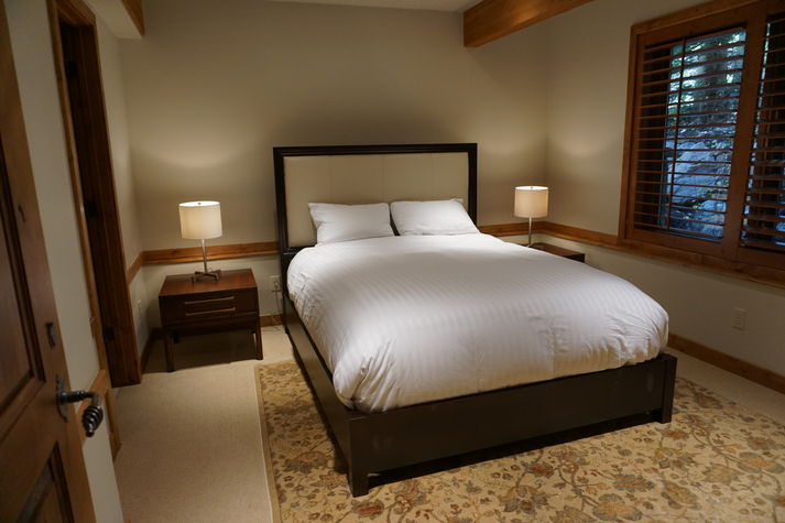 Queen Bed Bedroom