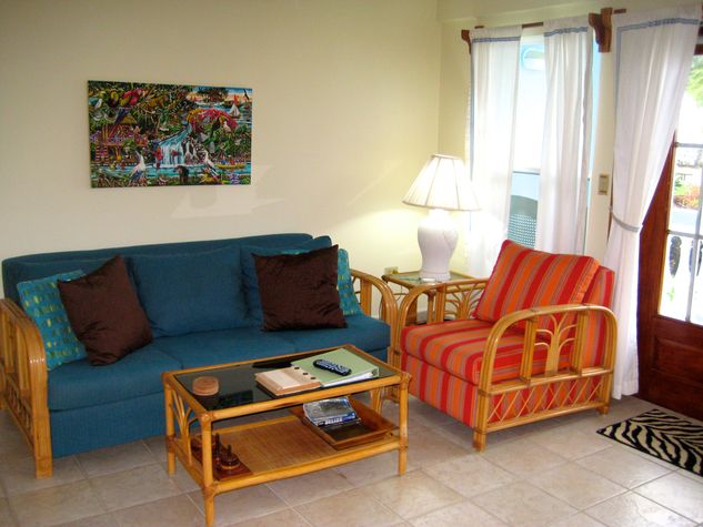 Condo A2: living area (with queen sofabed)