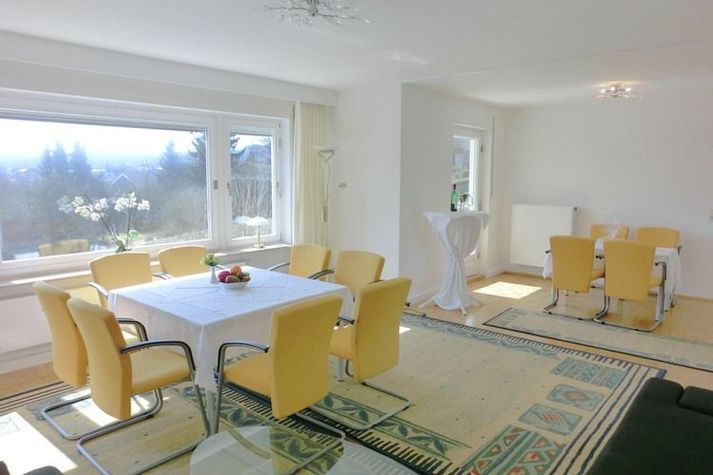DiningRoom