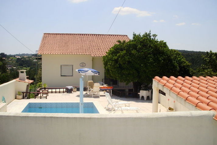 PoolOfHouse