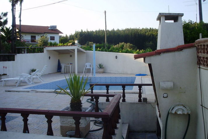 PoolOfHouse
