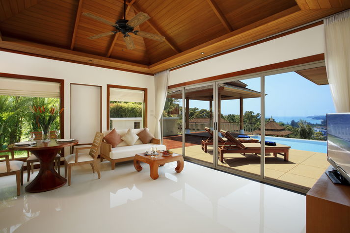 Living Room / Sea view