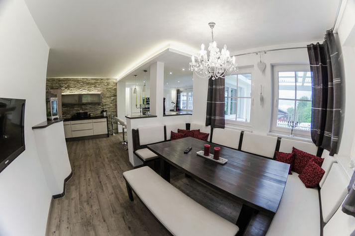 DiningRoom