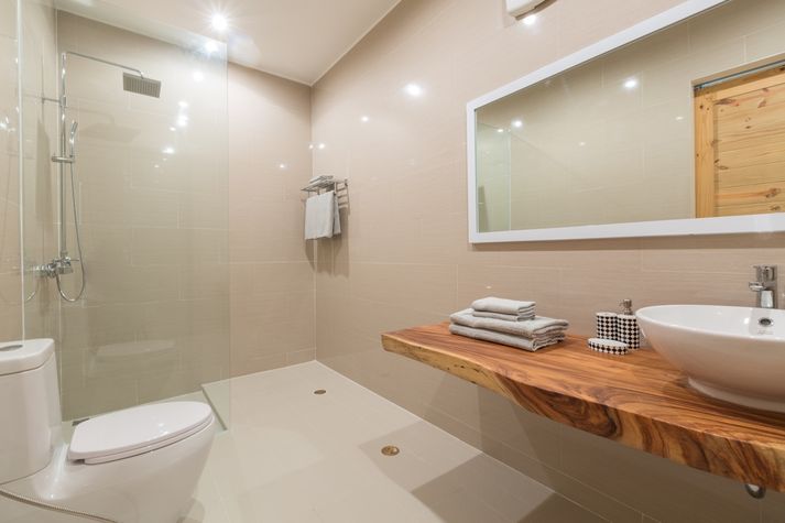 Ensuite shower