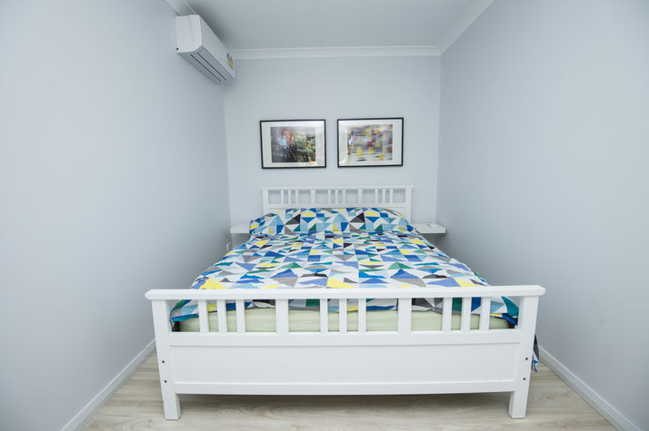 GF Room 1: Queen Size Bed