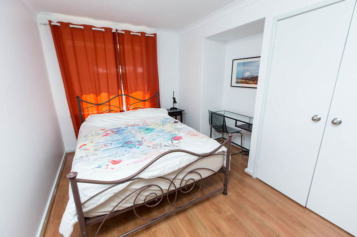 Room 3: Queen Size Bed w/ air conditioning