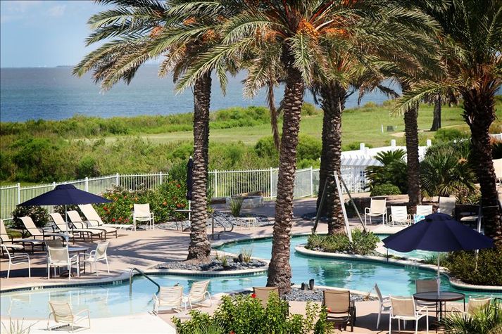 Bay side Lazy River
Bay side Lazy River