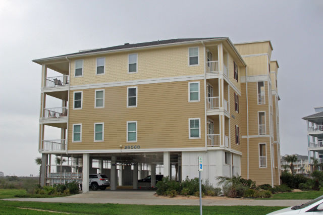 Condo Building
Condo Building