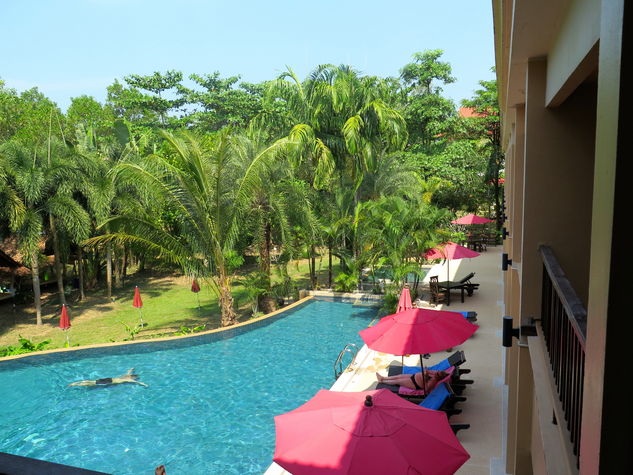 swimming pool