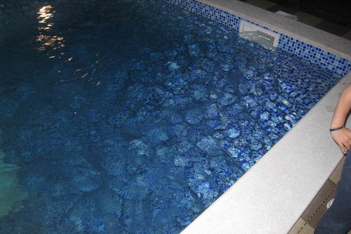 PoolOfHouse