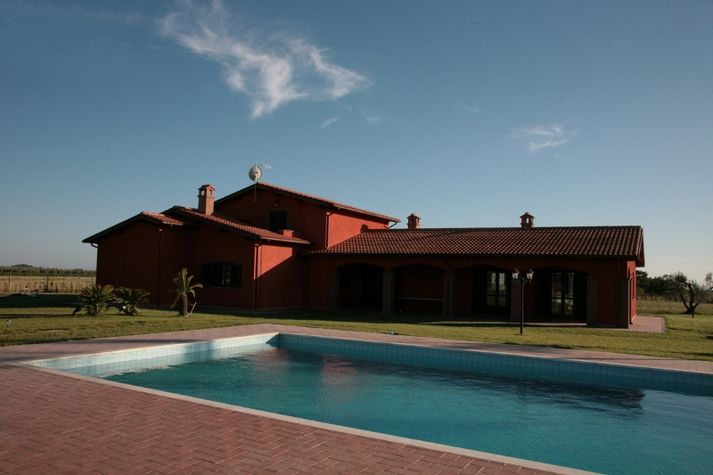 Villa Gardenia and pool