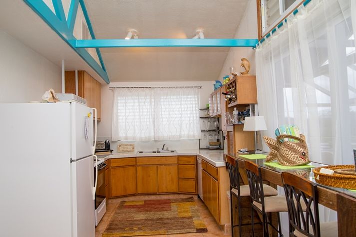 Treasure Chest Kitchen
Treasure Chest Kitchen