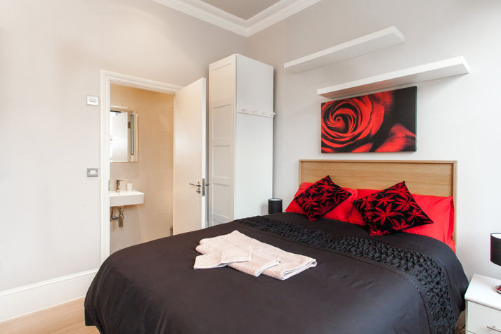 Bedroom with ensuite facilities