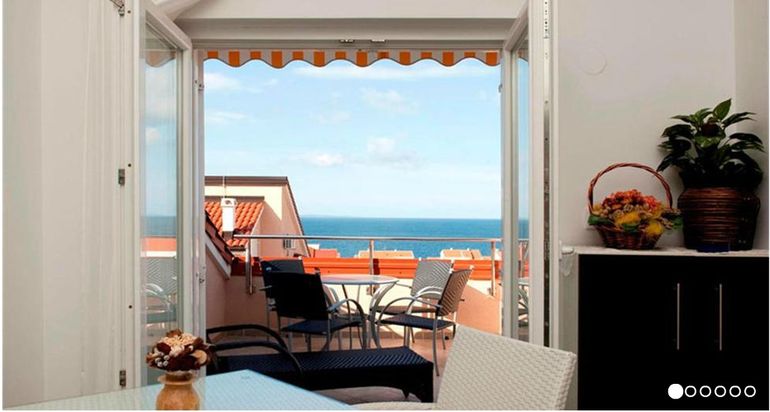 01_Amazing sea view from balcony