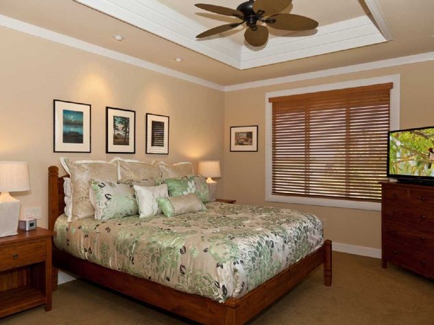 Master Bedroom with Original Japanese Woodblocks