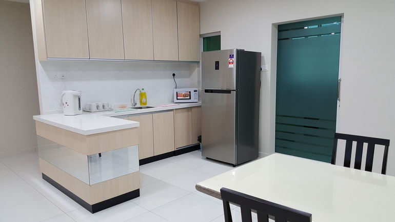 Dry Kitchen