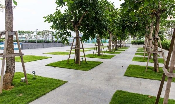 BBQ deck, gym room, jogging path
