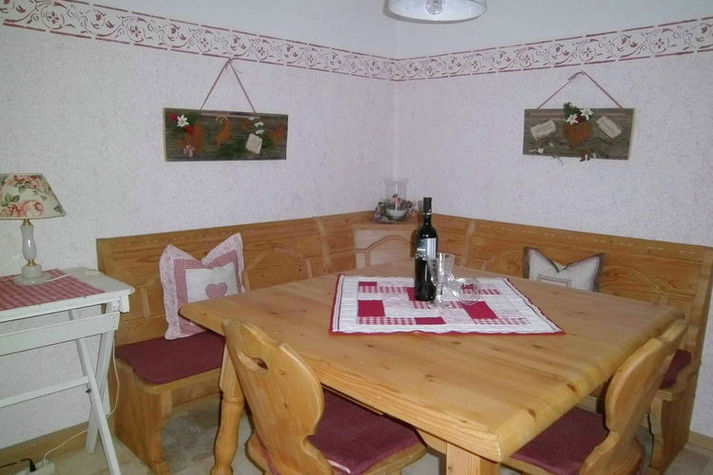 DiningRoom