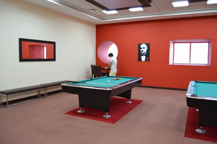 PLAY ROOM