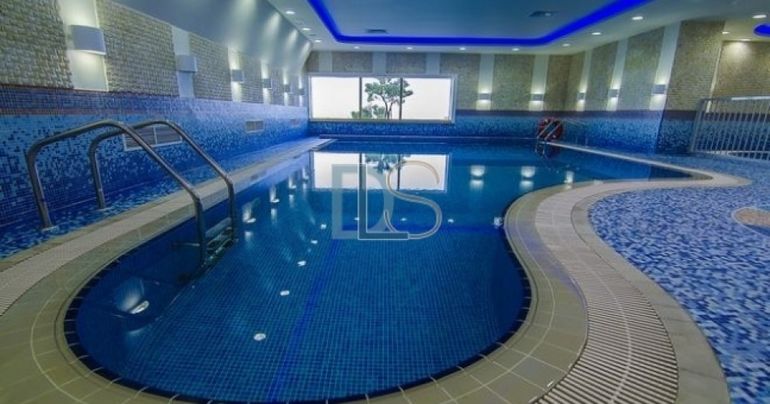 IN-DOOR POOL