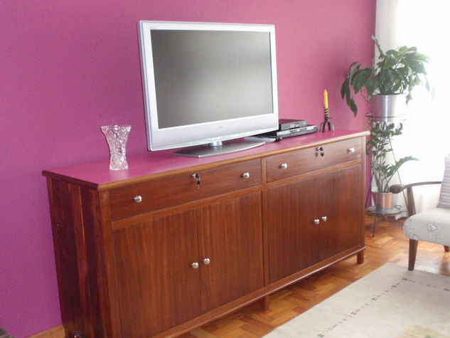 TV, DVD, wi-fi.